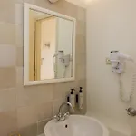 Отель Anthea 3*