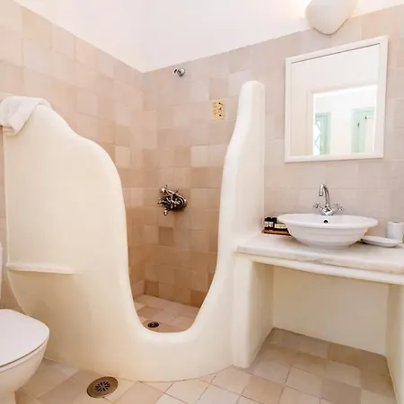 Anthea Hotel 3*